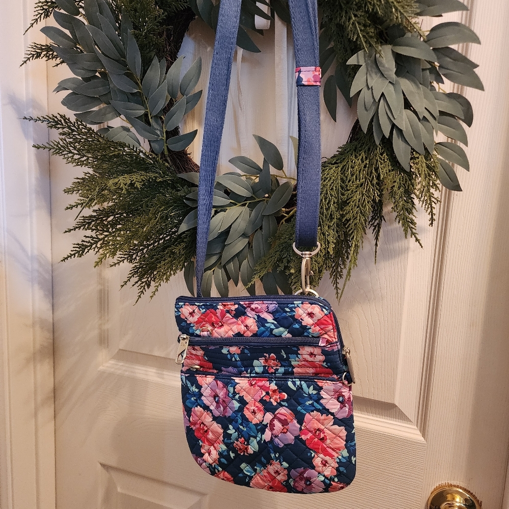 Travel crossbody floral navy pink NWOT